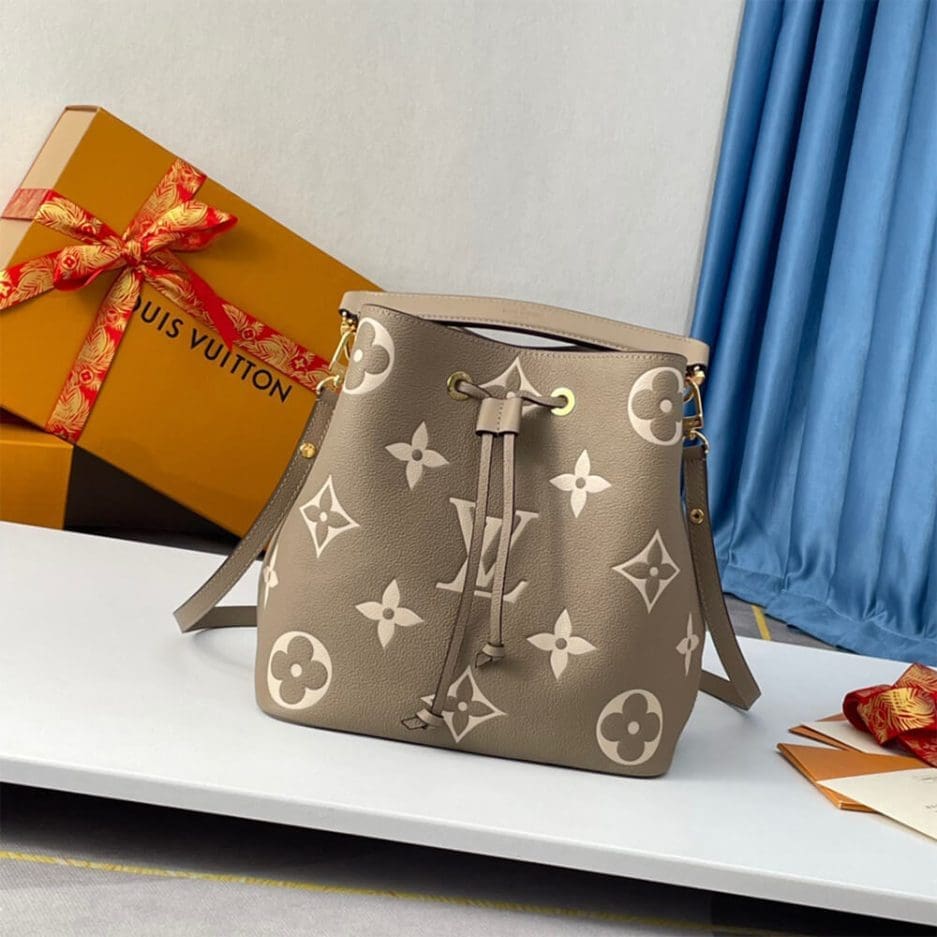 Louis Vuitton M45555 NéoNoé MM - SILKROAD