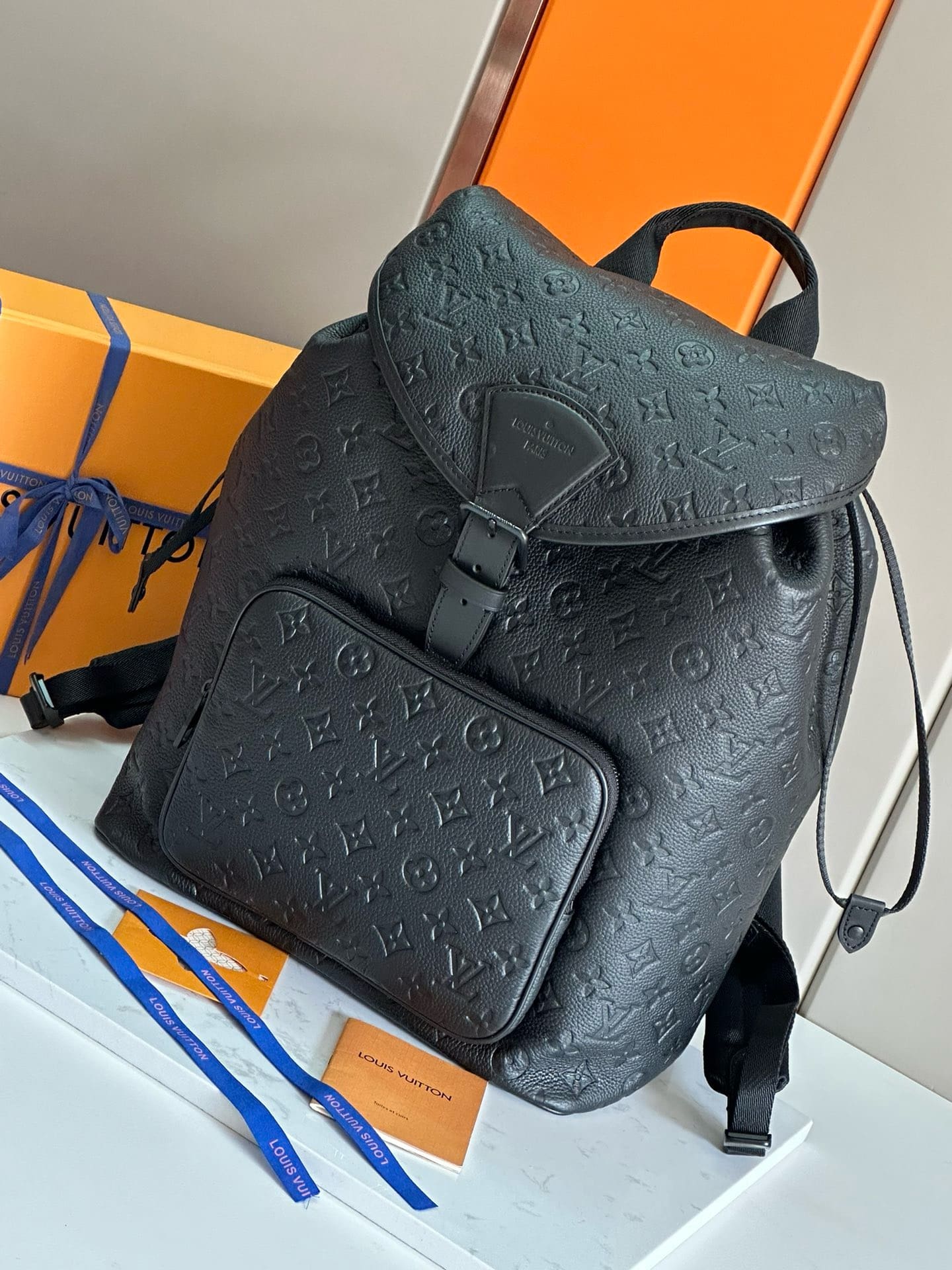 Louis Vuitton M23127 Montsouris Backpack - SILKROAD