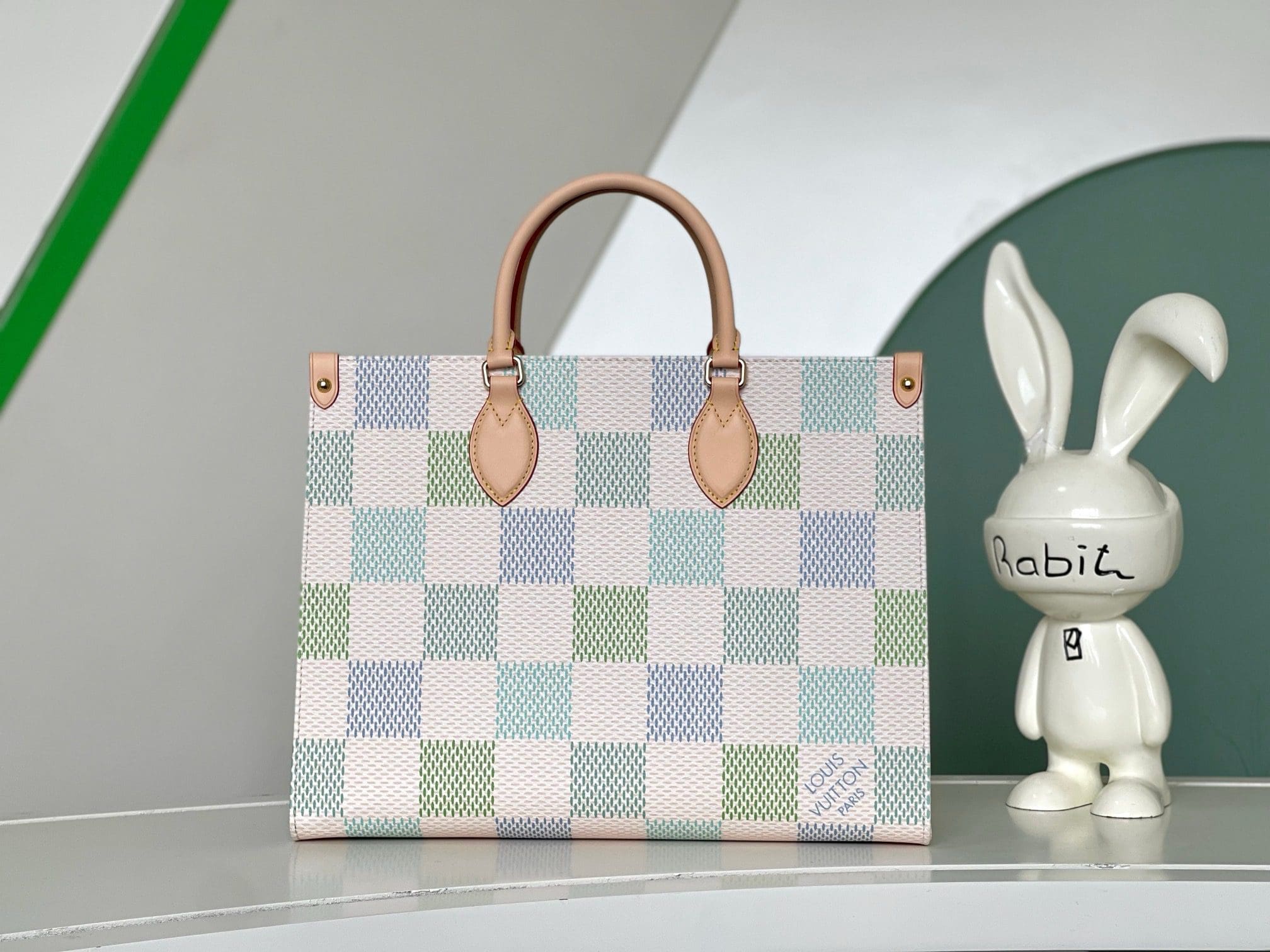 Louis Vuitton N40518 OnTheGo MM - SILKROAD