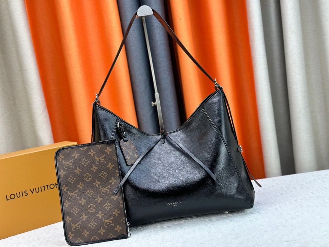 Louis Vuitton M25143 CarryAll MM - SILKROAD