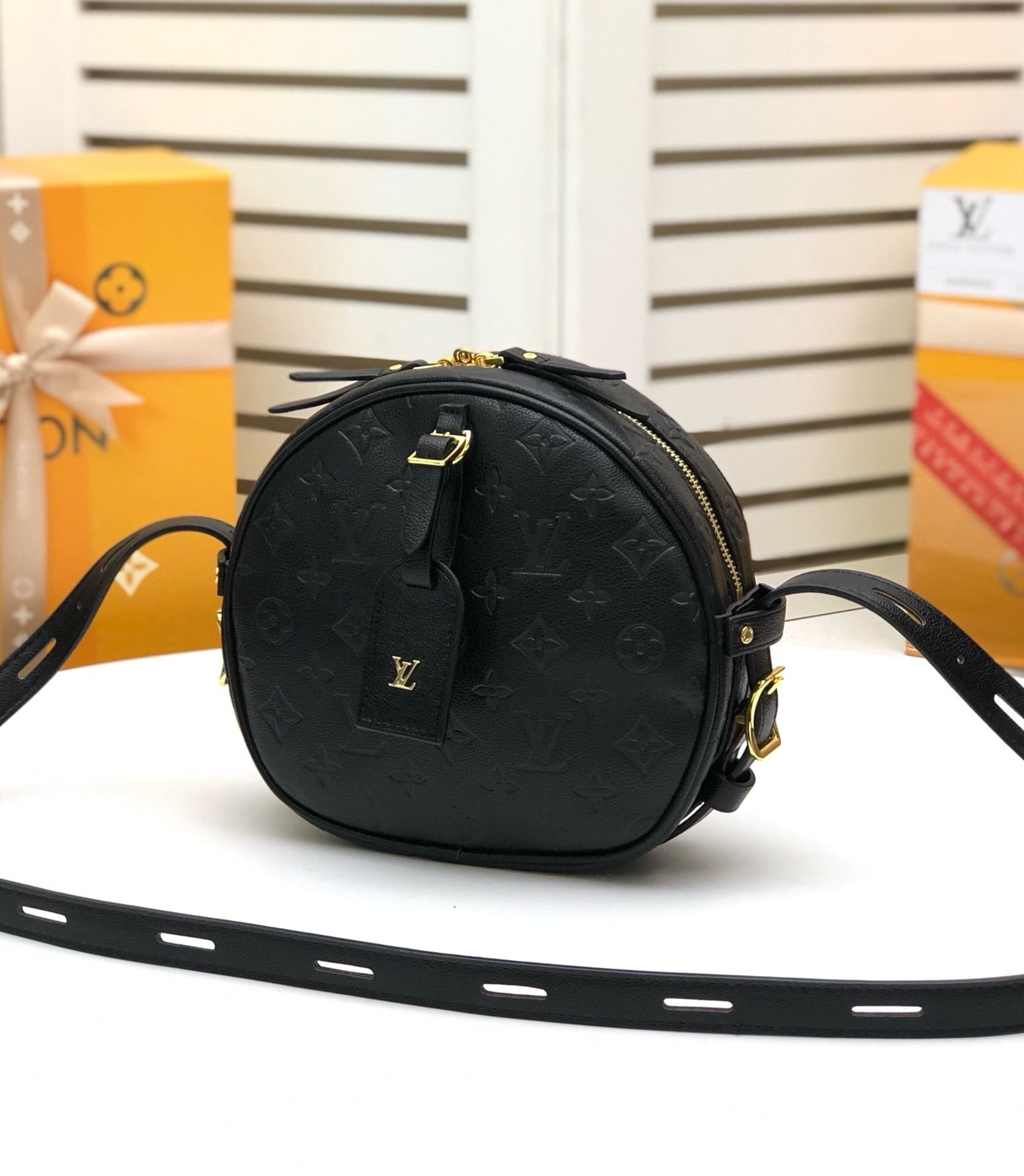 Louis Vuitton M45167 Boite Chapeau Souple MM - SILKROAD