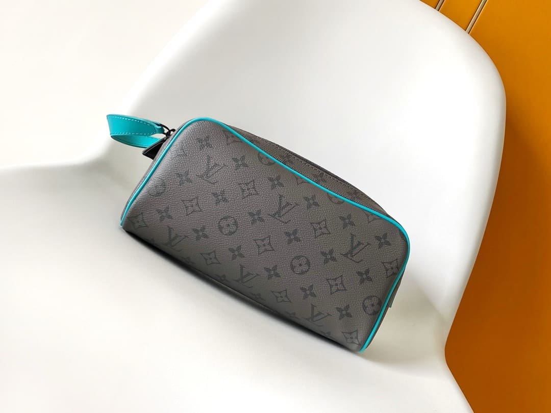 Louis Vuitton M11482 Dopp Kit - SILKROAD