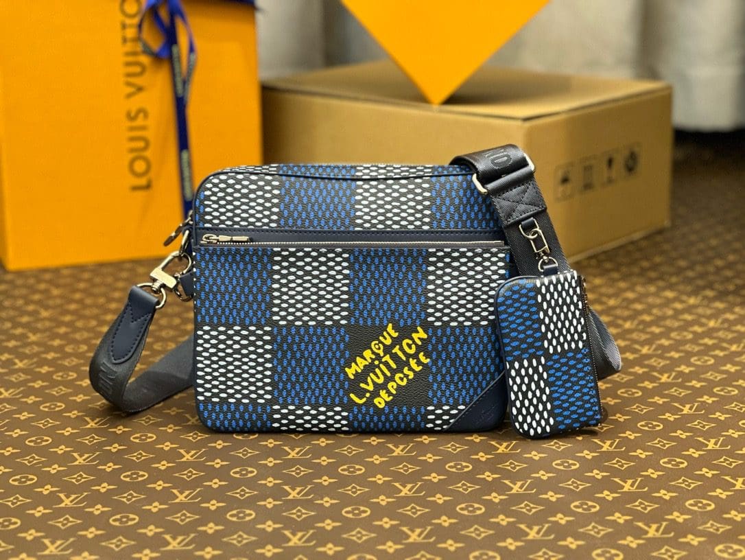 Louis Vuitton N40694 Trio Messenger - SILKROAD