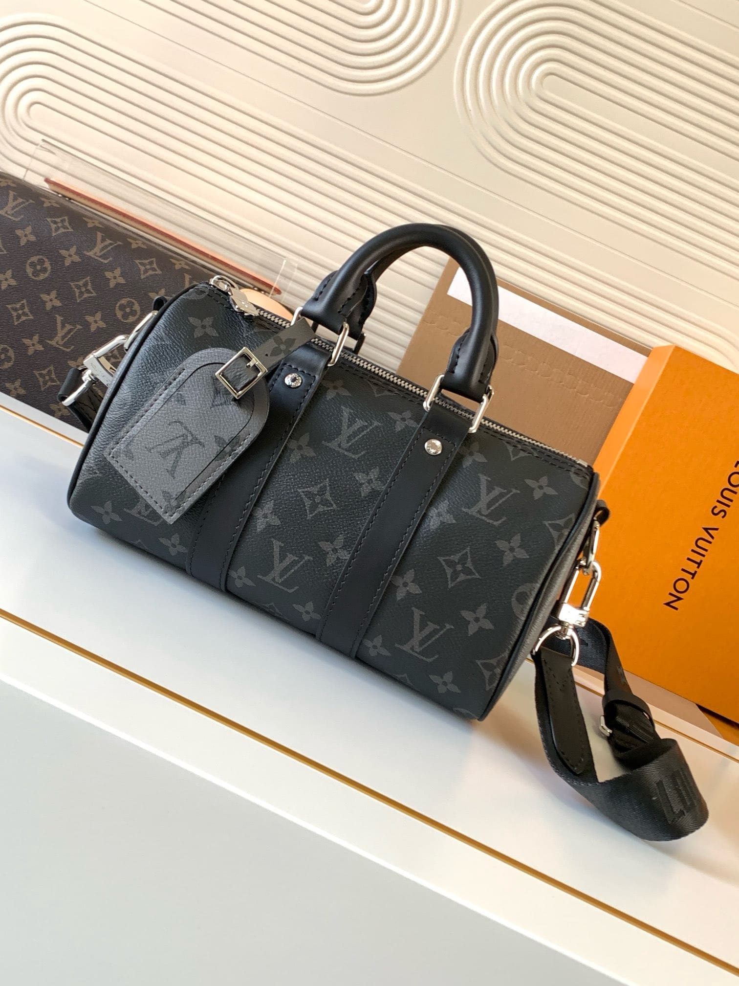 Louis Vuitton M46271 Keepall Bandoulière 25 - SILKROAD