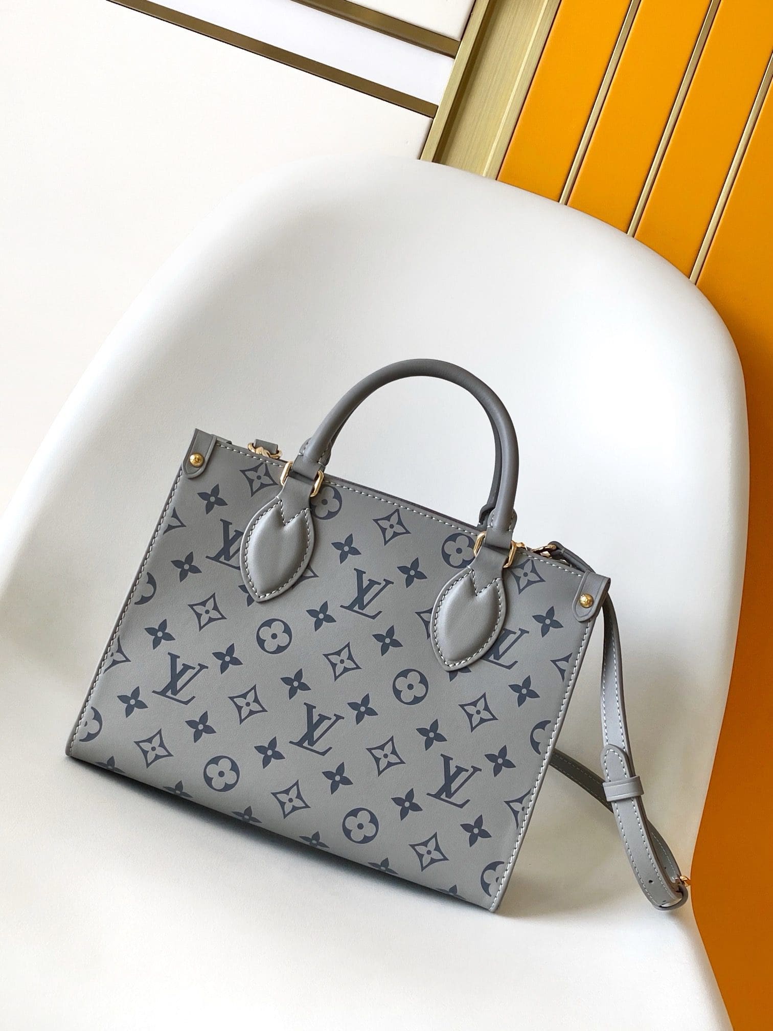 Louis Vuitton M12465 OnTheGo PM - SILKROAD