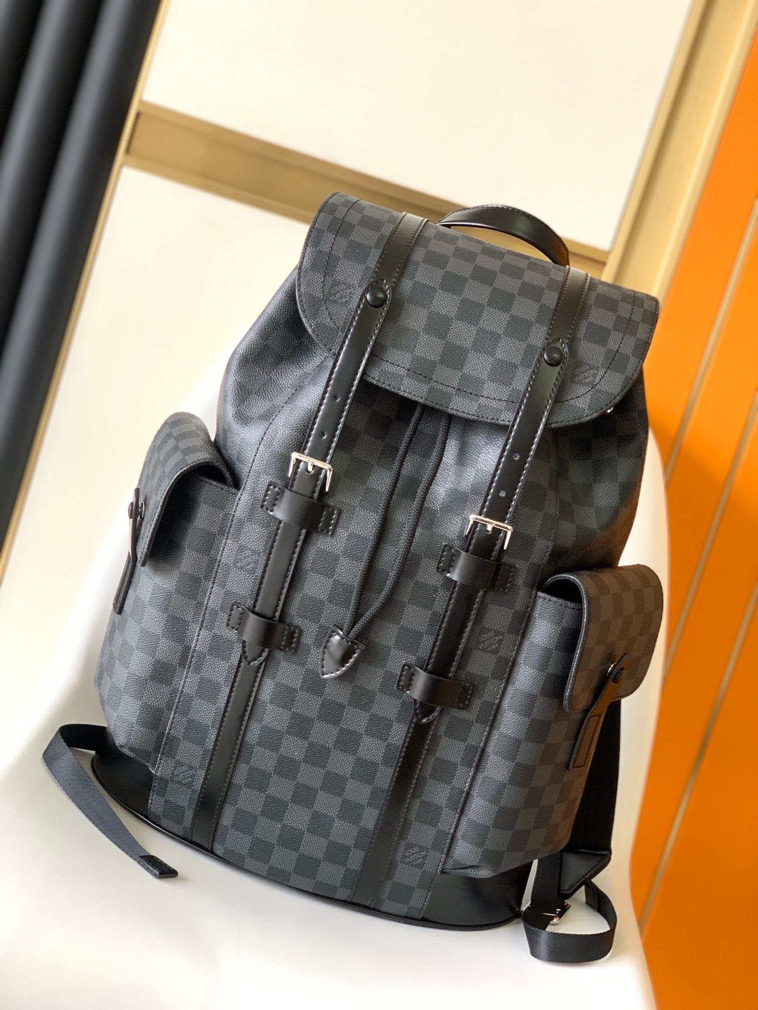 Louis Vuitton N41379 Christopher MM - SILKROAD