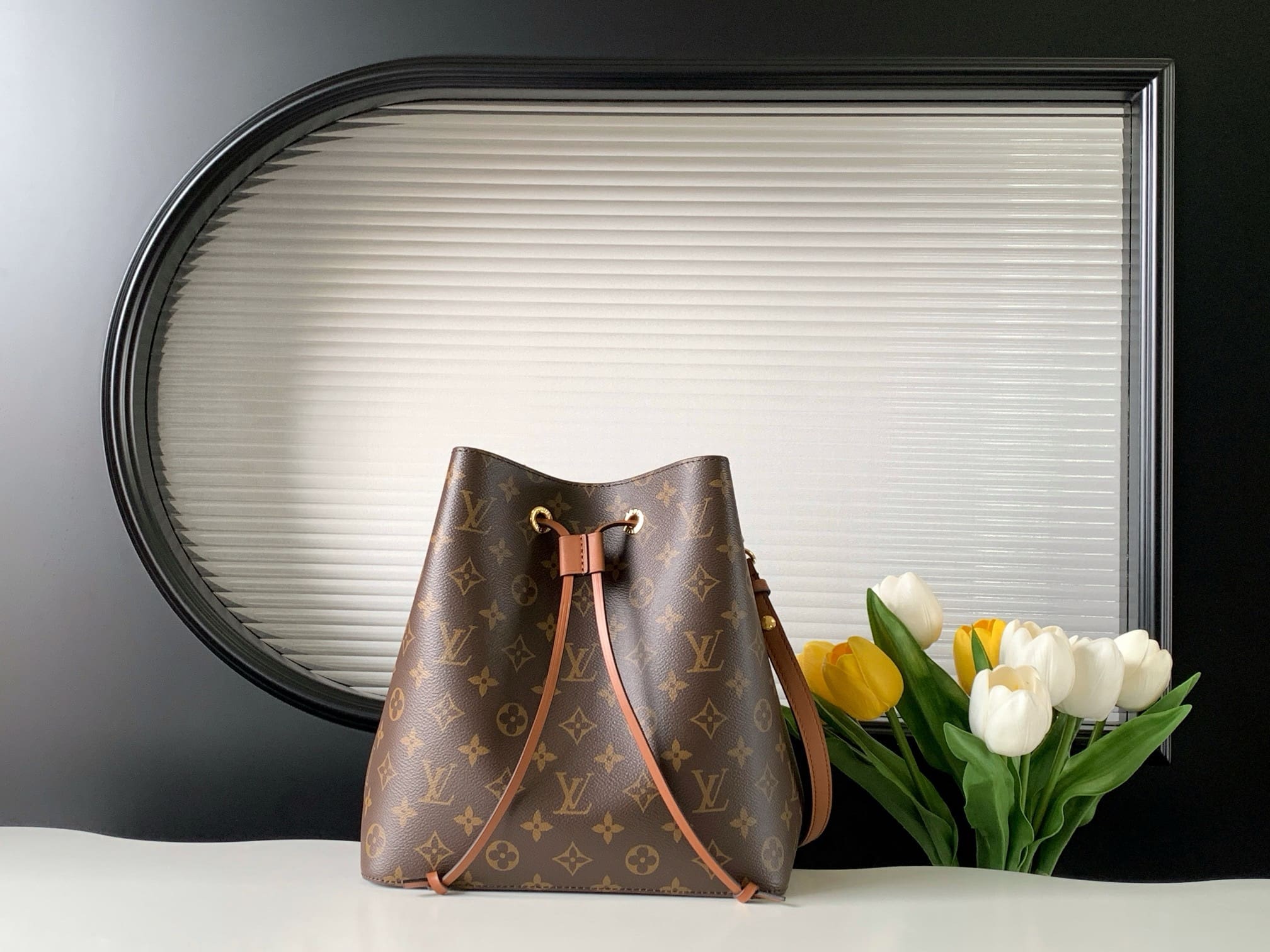 LOUIS VUITTON NéoNoé MM M44887 - SILKROAD