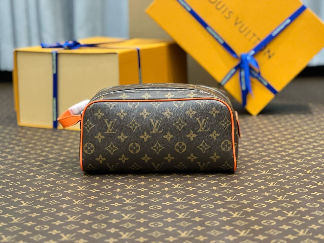 Louis Vuitton M46765 DOPP KIT Toiletry Bag - SILKROAD