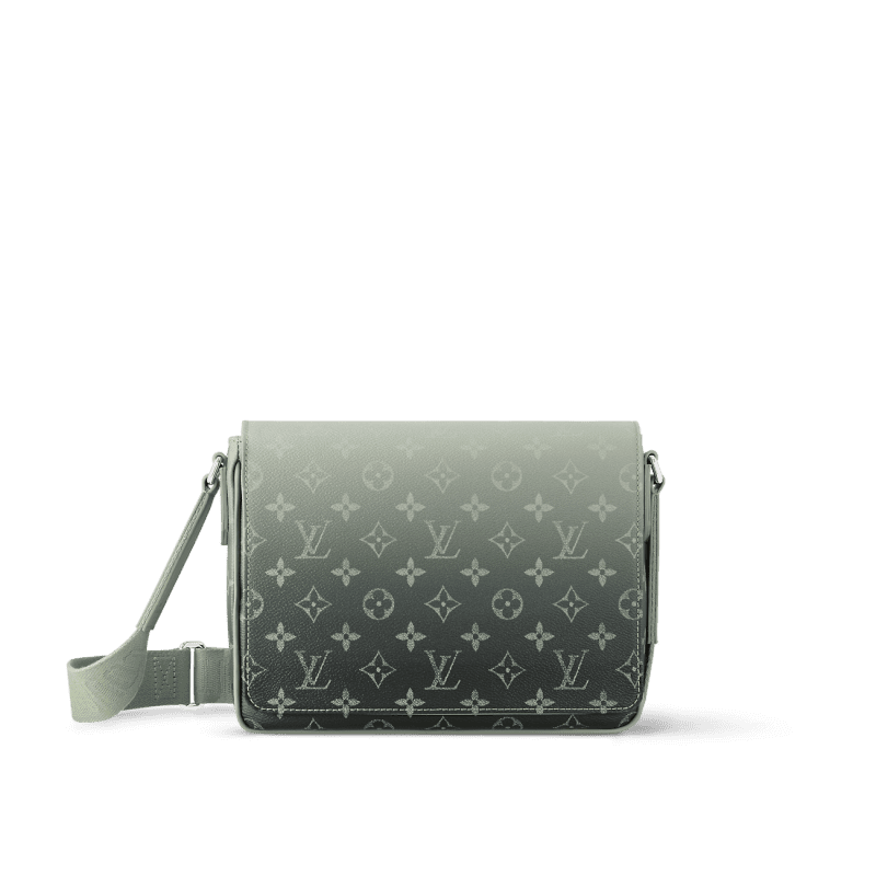 Louis Vuitton M11593 District PM - SILKROAD