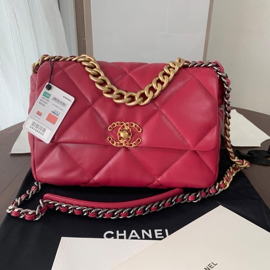 CHANEL 19 Large Handbag AS1161 - SILKROAD