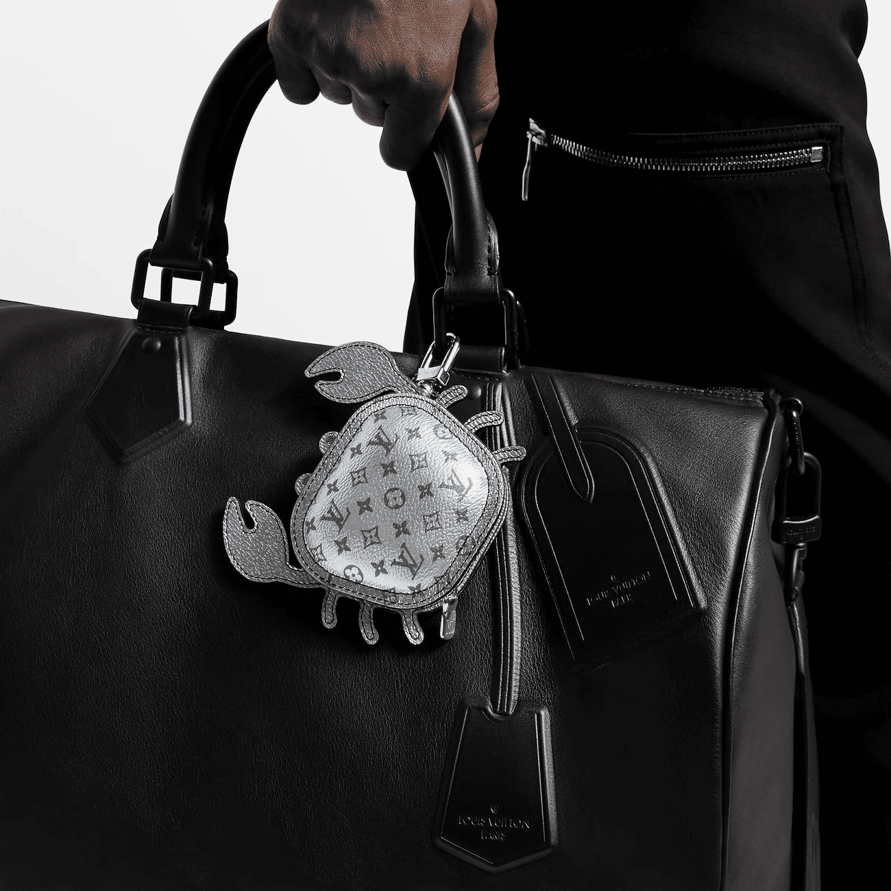 Louis Vuitton M02529 LV Crab Bag Charm - SILKROAD