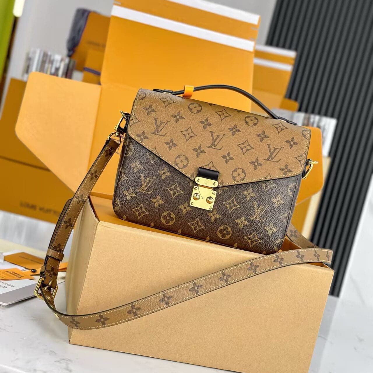 Louis Vuitton M44876 Pochette Métis - SILKROAD