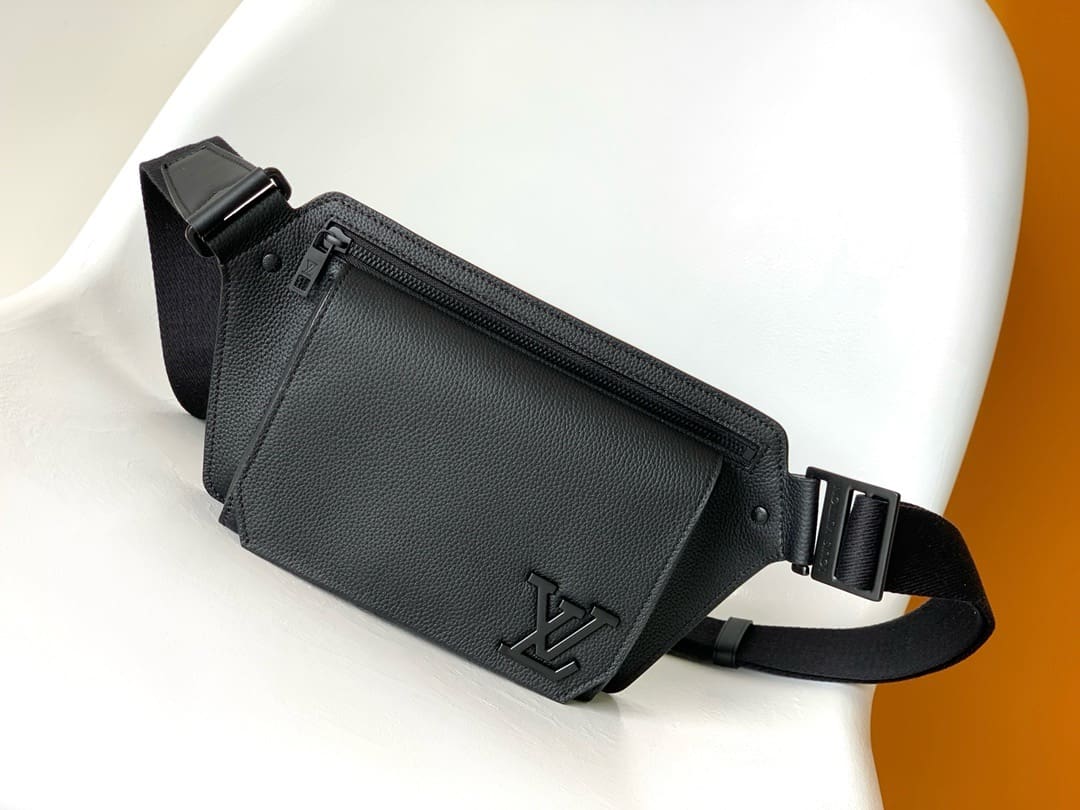 Louis Vuitton M57081 TAKEOFF Shoulder Bag - SILKROAD