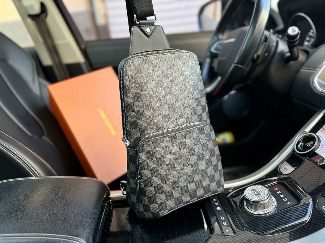 Louis Vuitton Avenue Slingbag N41719 - SILKROAD