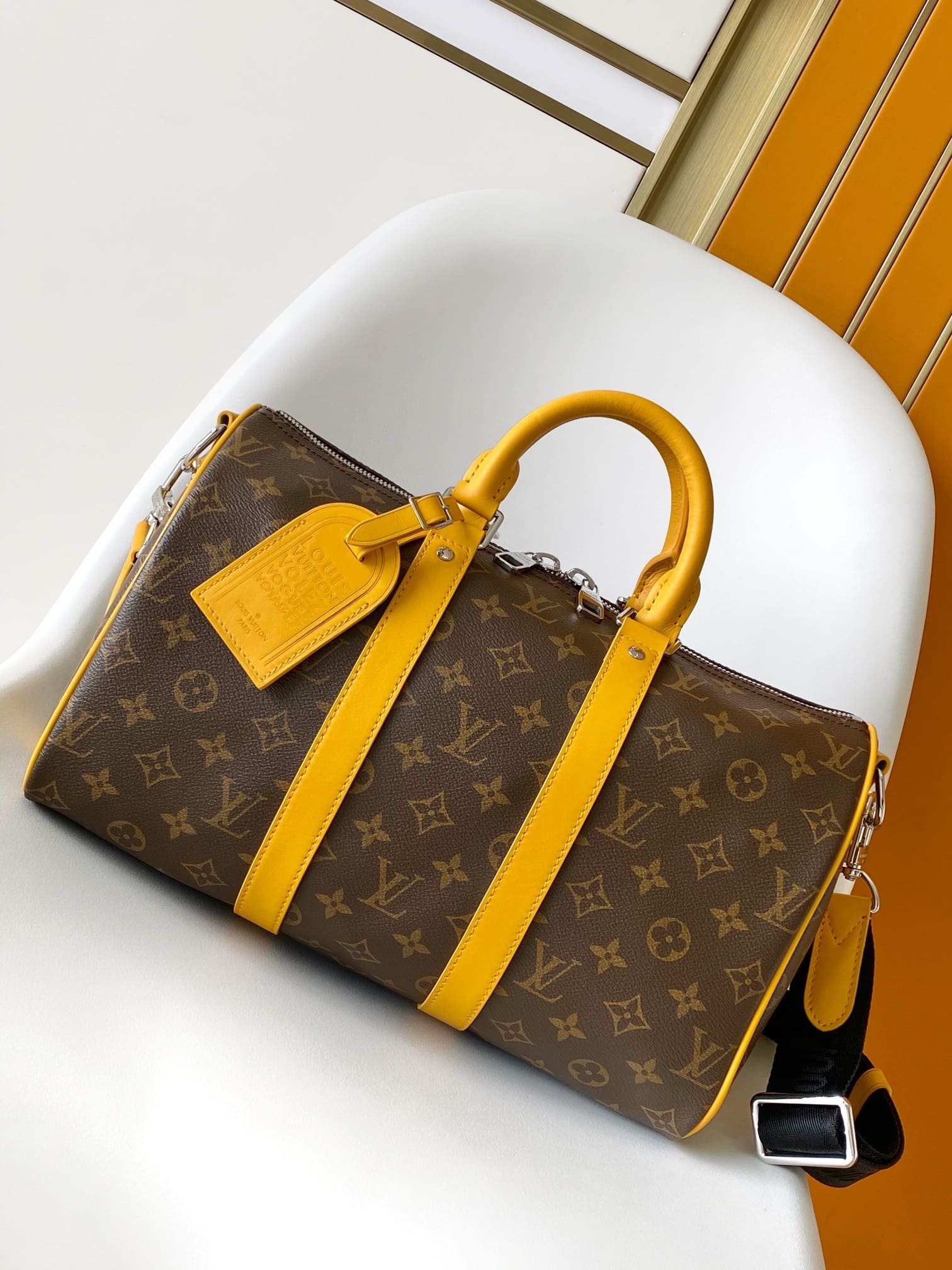 Louis Vuitton M13201 Keepall Bandoulière 35 - SILKROAD