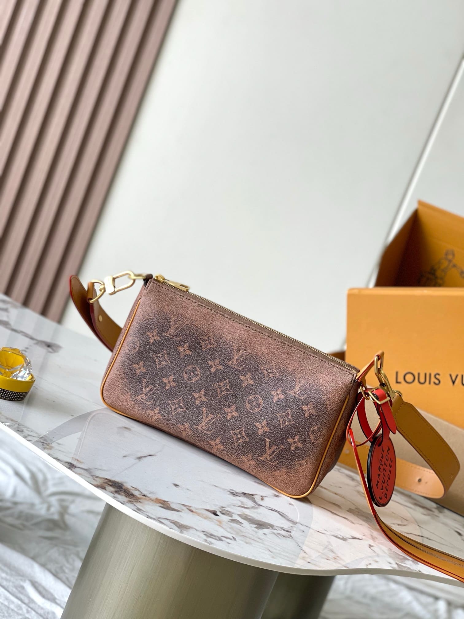 Louis Vuitton M11623 Pochette Accessoire XL - SILKROAD