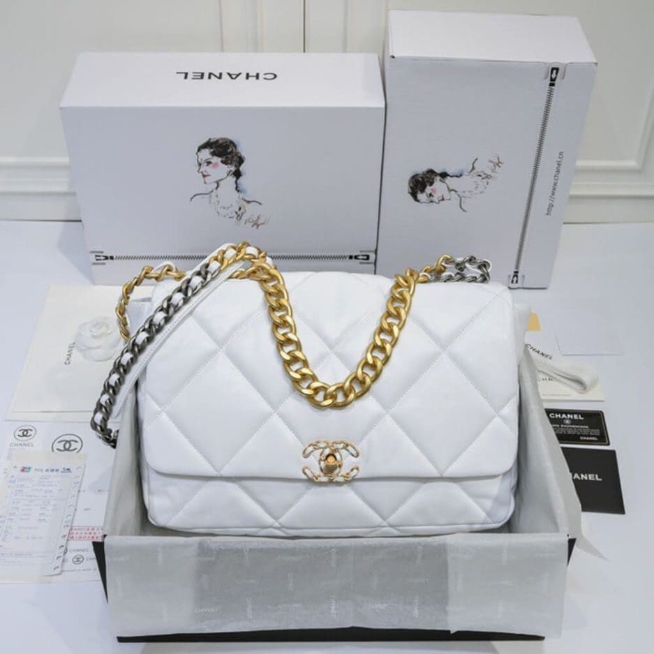 CHANEL 19 MAXI HANDBAG AS1162 - SILKROAD