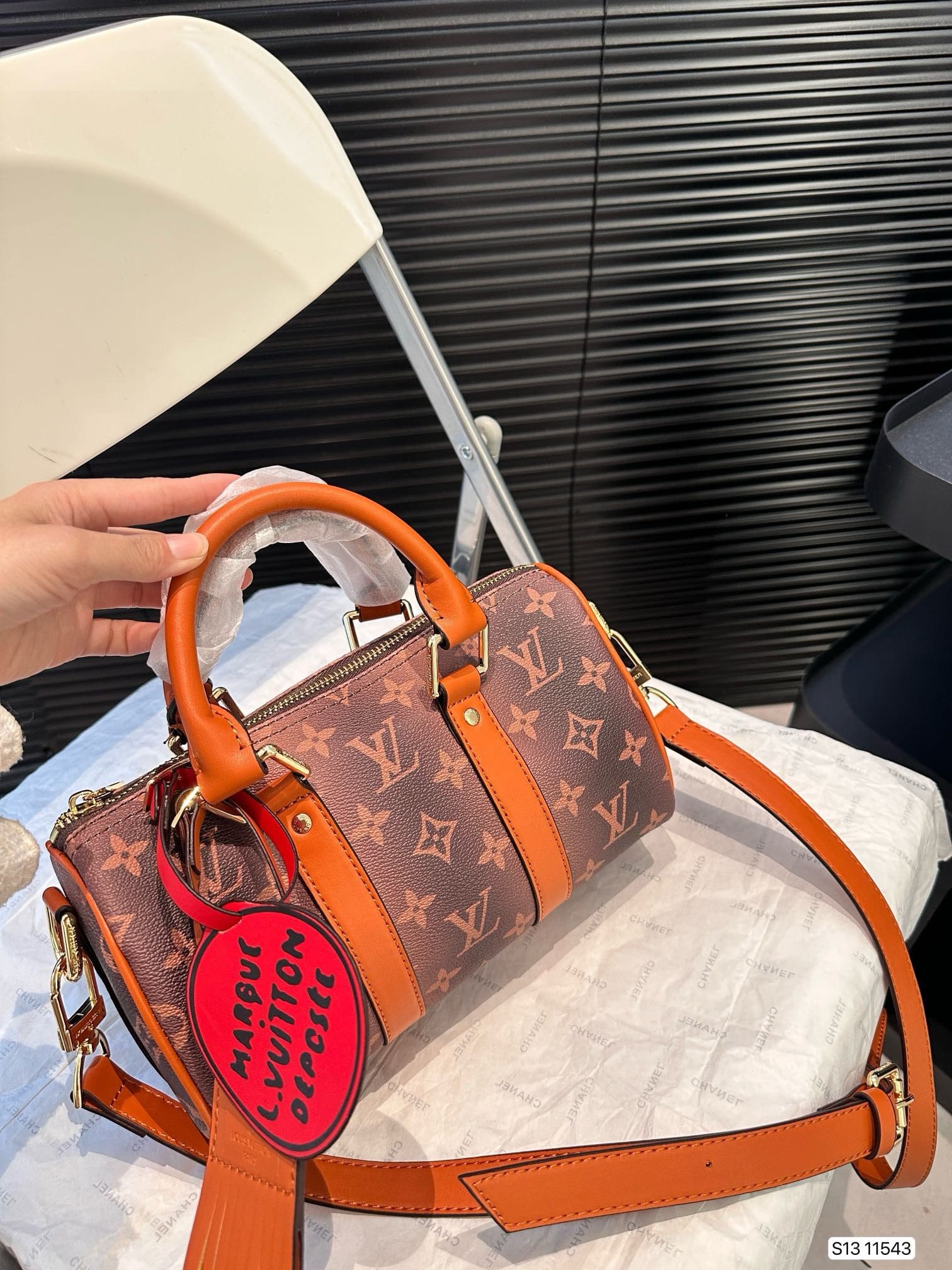 Louis Vuitton M11542 Keepall Bandoulière 25 - SILKROAD