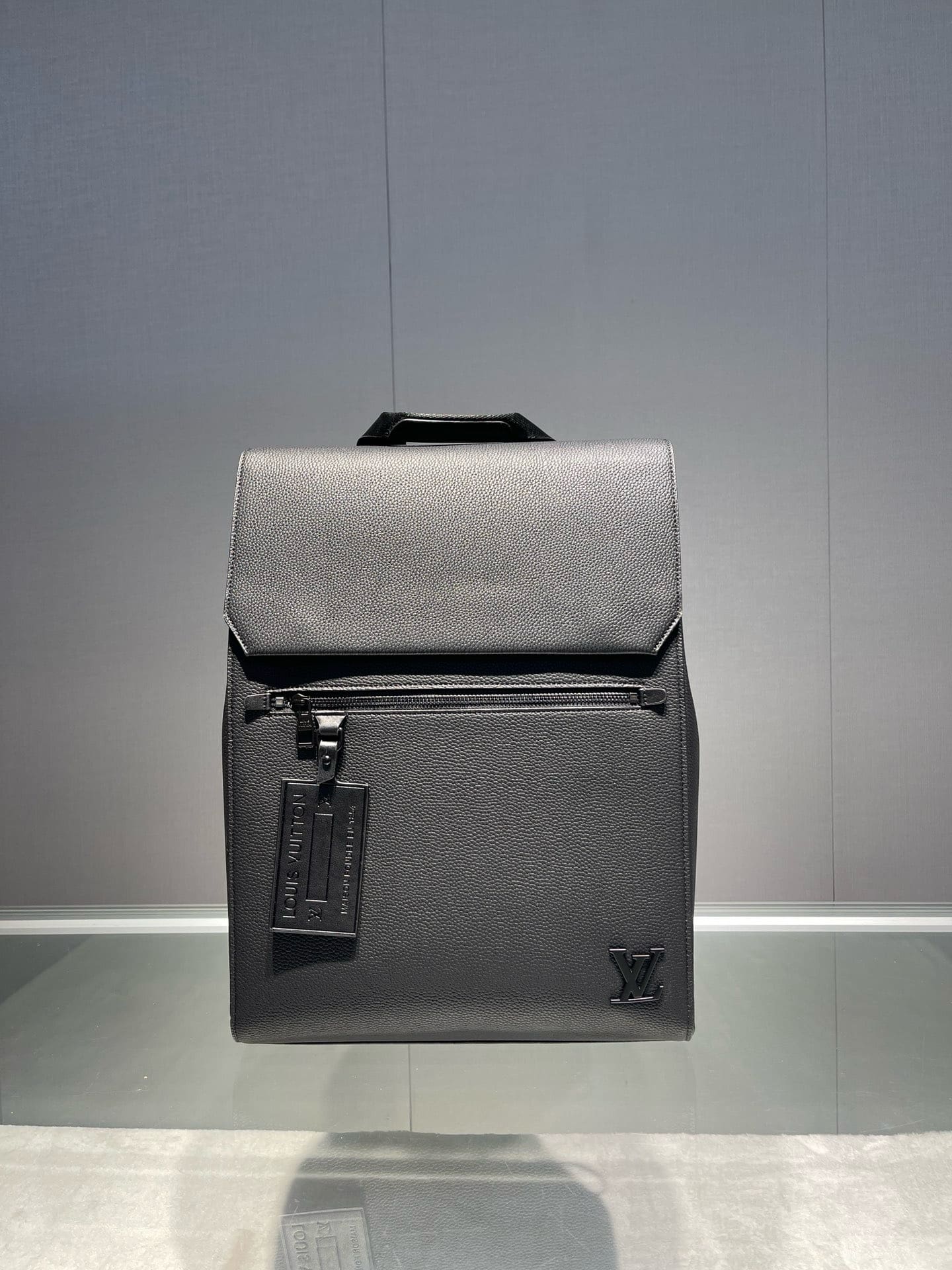 Louis Vuitton M21367 Fastline Backpack - SILKROAD