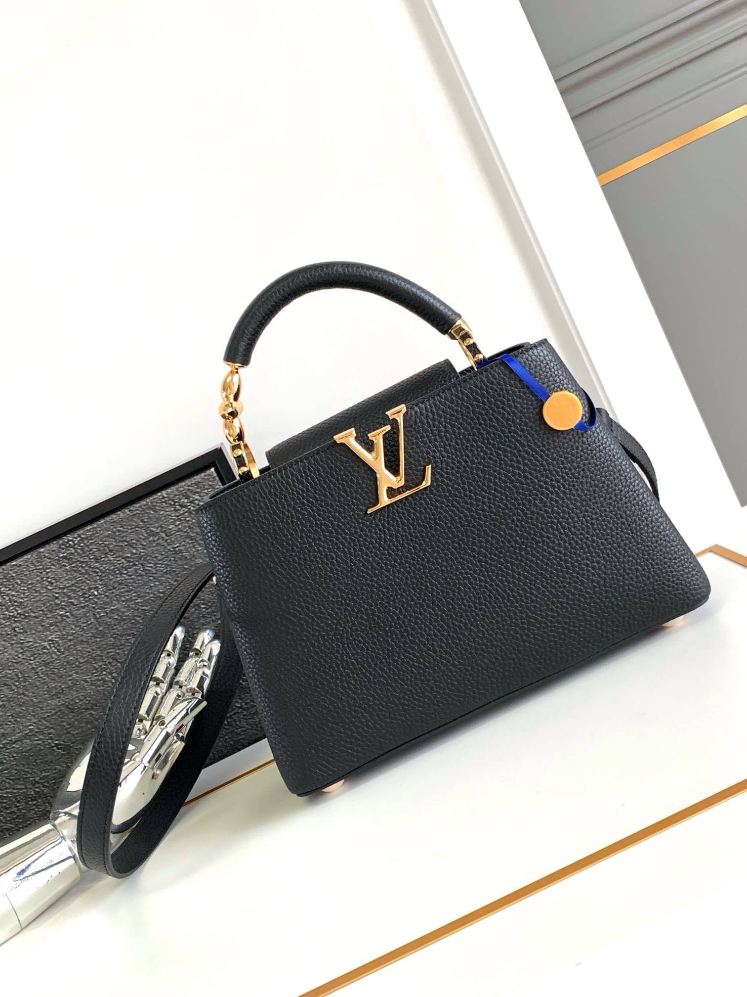 Louis Vuitton M24698 Capucines BB - SILKROAD