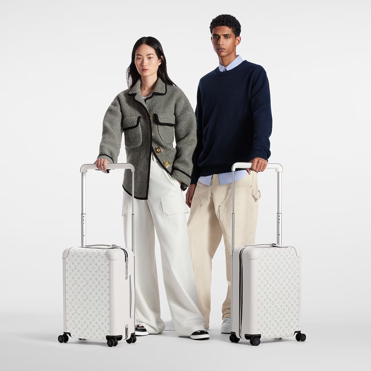 Louis Vuitton M10149 Horizon 55 - SILKROAD