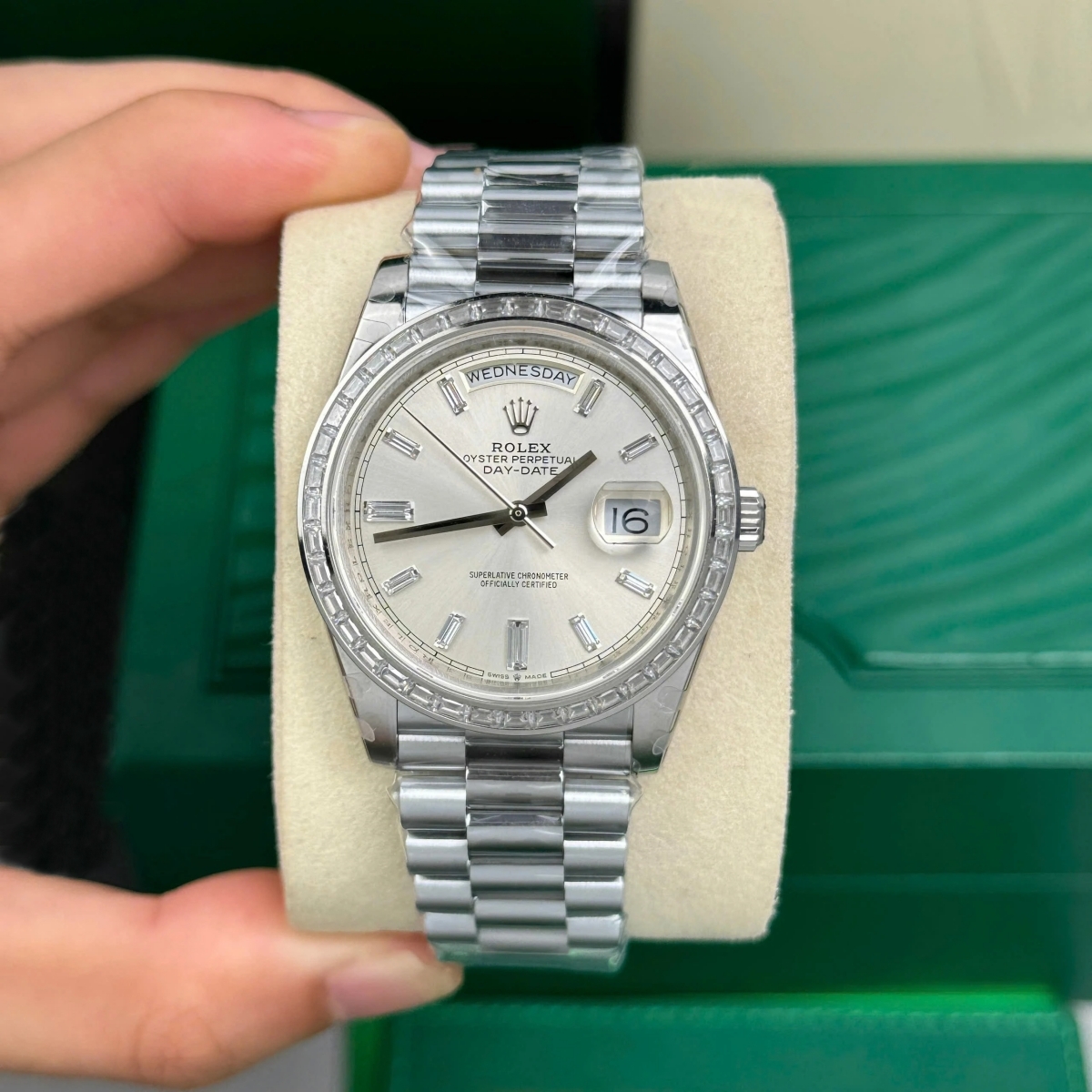 【Super Clone】RLX Day-Date 40mm 228396TBR-0011 Silver Diamonds Dial - SILKROAD