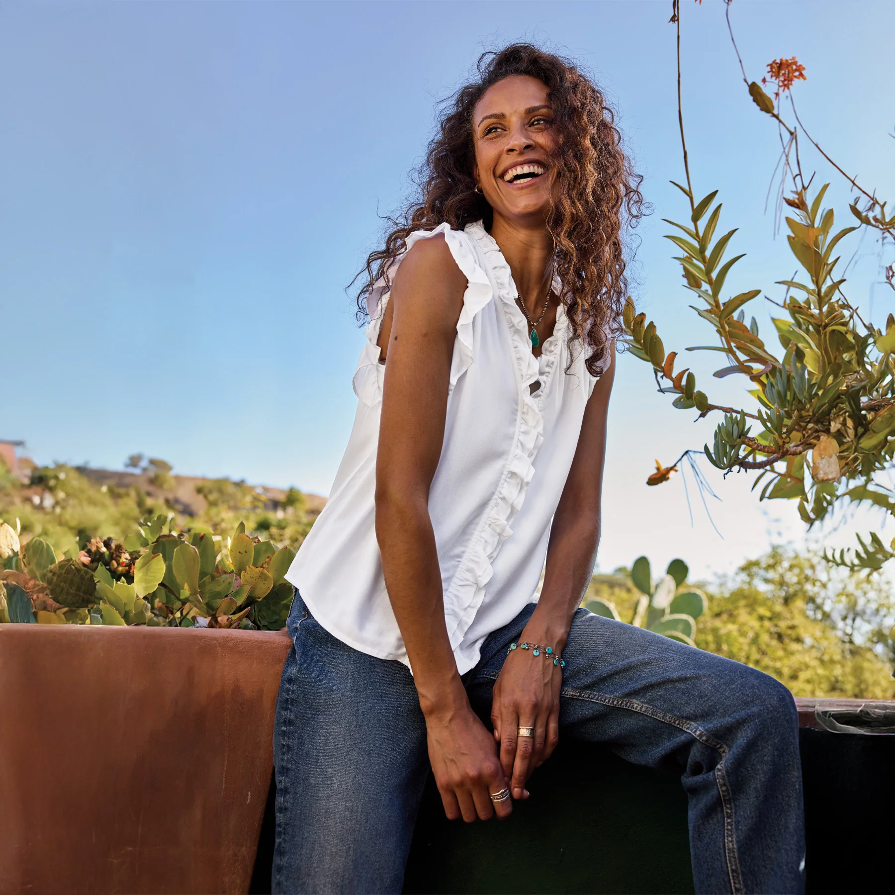 Women's Shirts & Tops