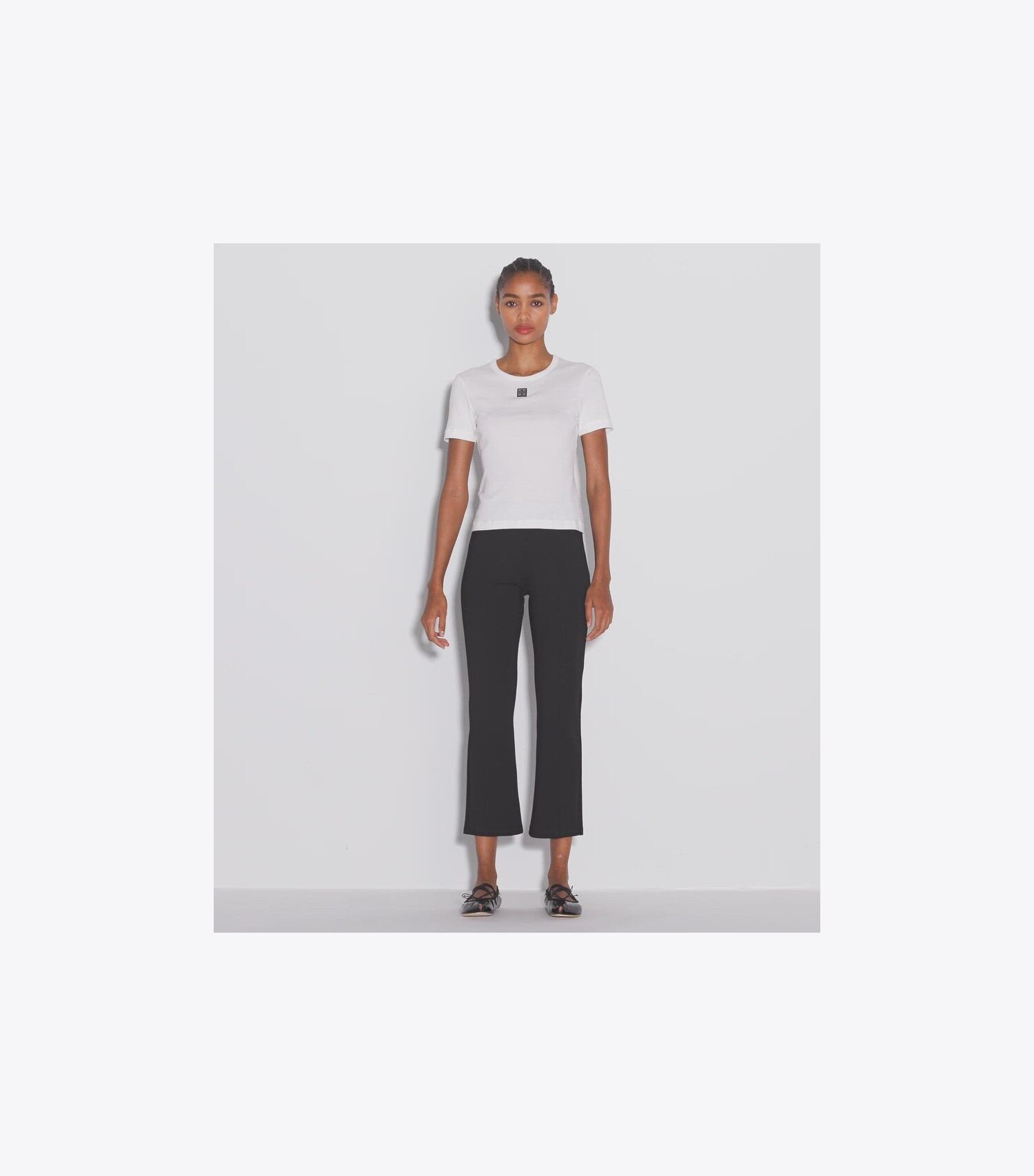 Flared Cropped Compression Pant