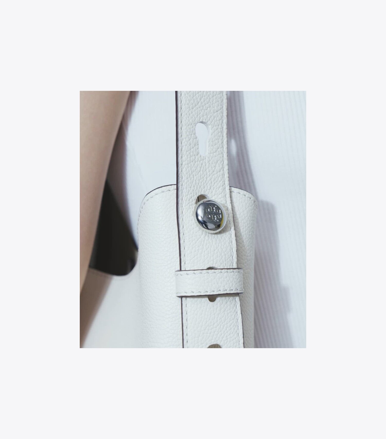 Romy Hobo Bag