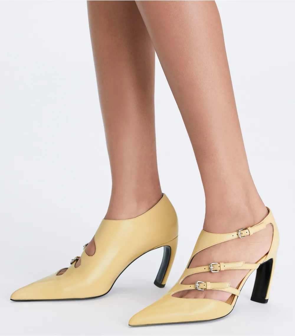 Multi-Buckle Pump