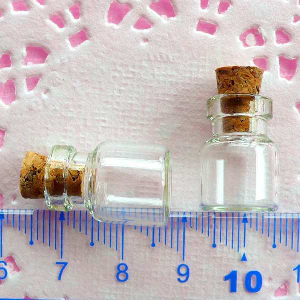 Mini Glass Bottle Miniature Jar Tiny Glass Vile Small Glass Vial Terrarium Charm Pendant -C