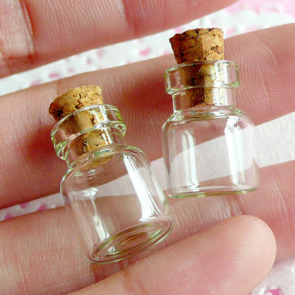 Mini Glass Bottle Miniature Jar Tiny Glass Vile Small Glass Vial Terrarium Charm Pendant -C