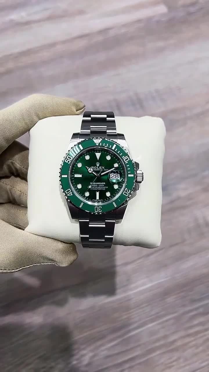 Rolex Submariner Date 