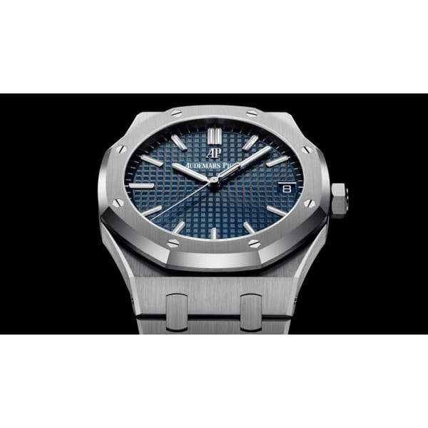 Audemars Piguet Royal Oak Selfwinding Ref. # 15500ST.OO.1220ST.01