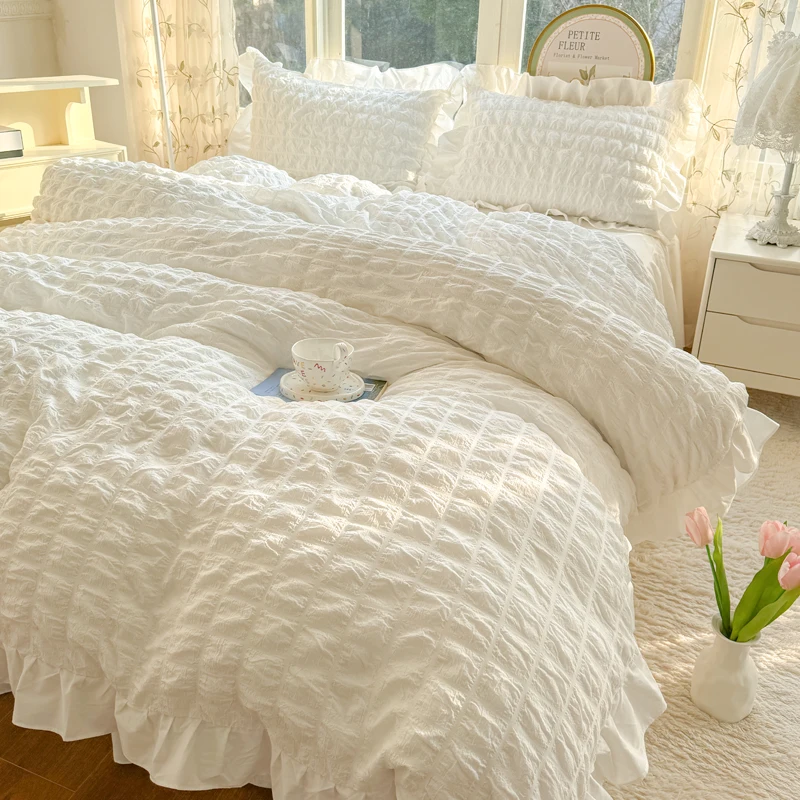 Princess Style Lace Ruffles Bedding Set Skin-friendly Soft Seersucker Duvet Cover Set Bed Sheet Or Bed Skirt Pillowcases