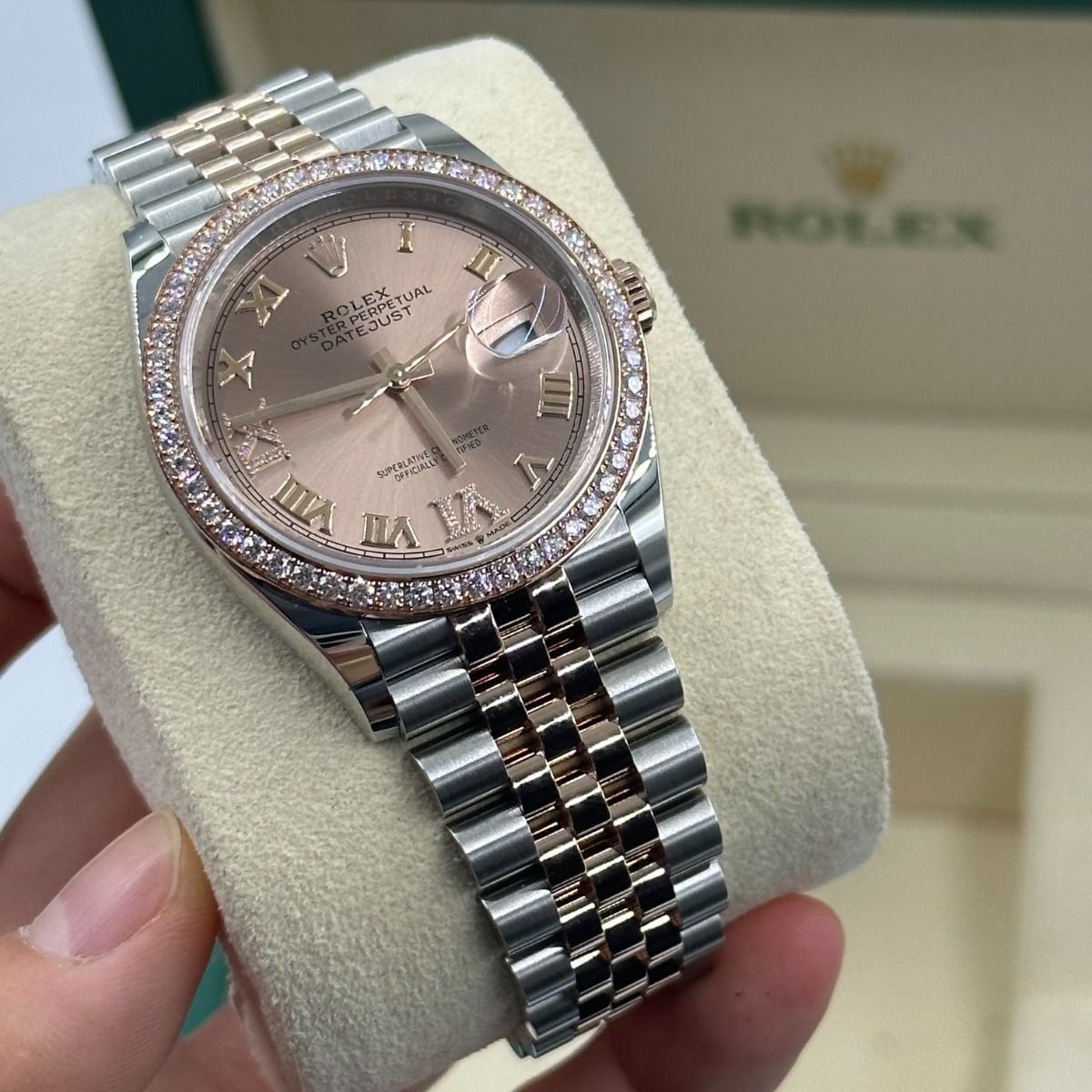 RLX  Datejust 36mm 126281 Rose Dial Oyster 36mm Bracelet