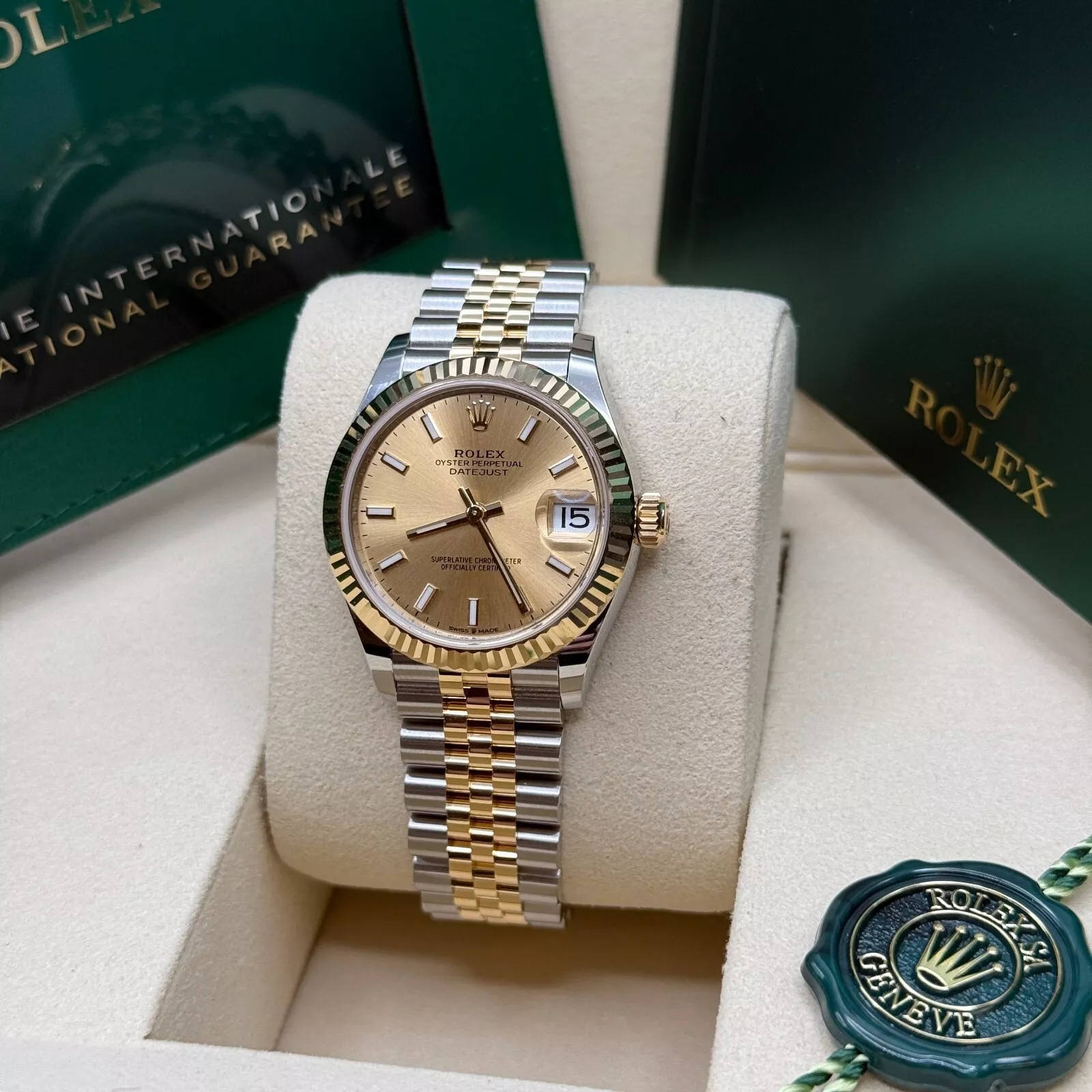 RLX Datejust m278273-0013/0014 31mm Champagne Dial Stainless Steel and Yellow Gold Oyster Watch