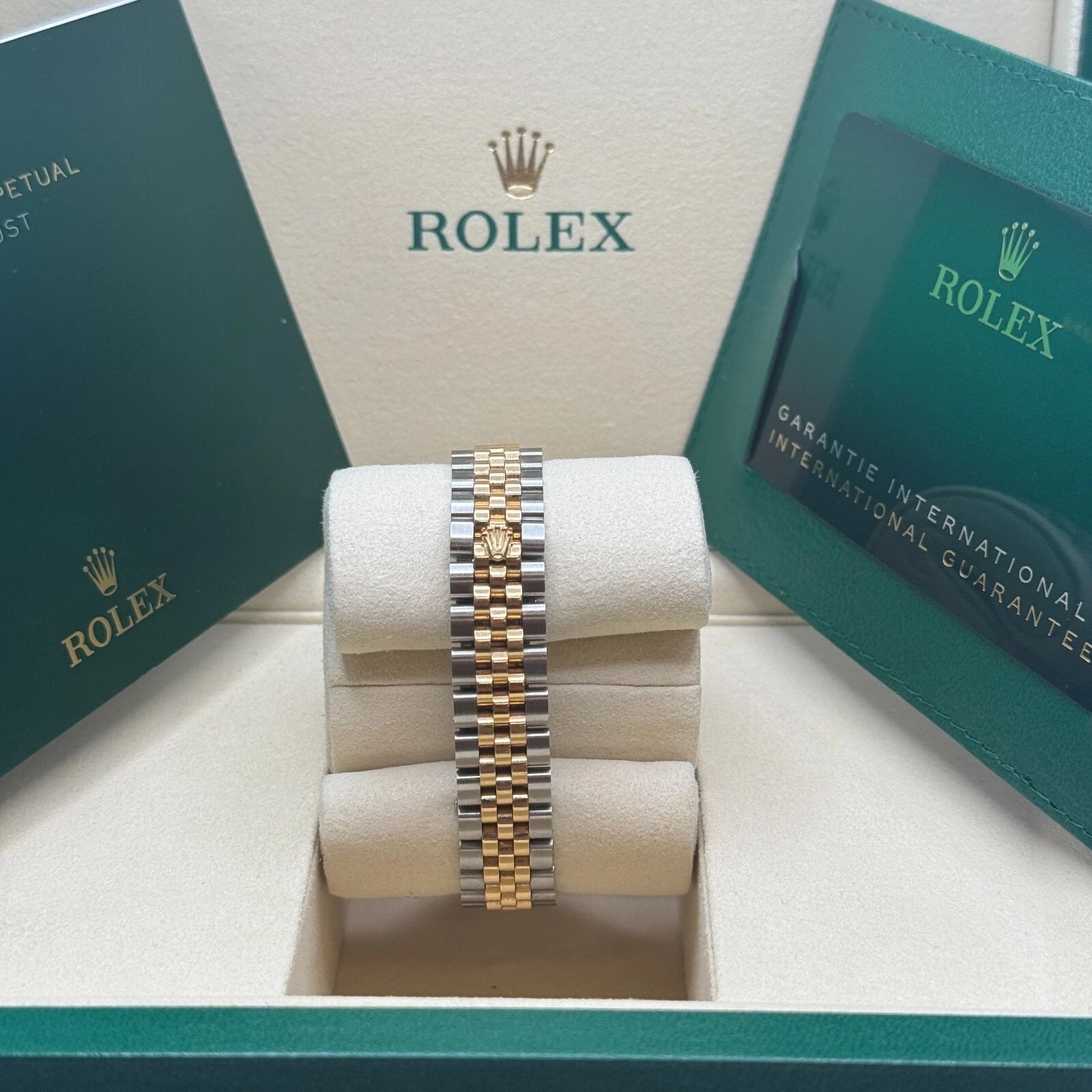 RLX Lady-Datejust 28mm 279173 Champagne Roman Dial Oyster Bracelet