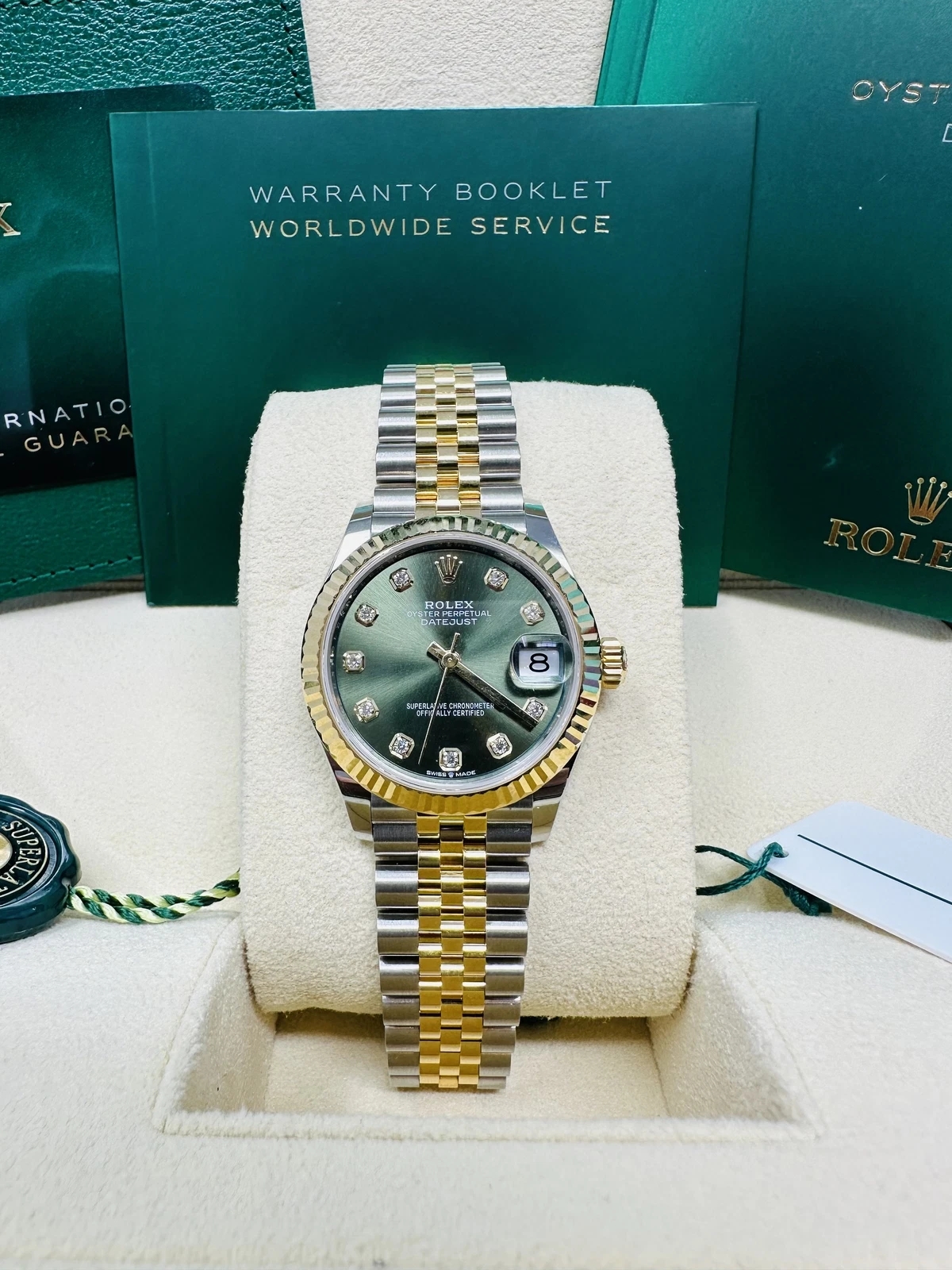 RLX Datejust m278273-0029/0030 31mm Olive Green Dial Stainless Steel and Yellow Gold Oyster Watch