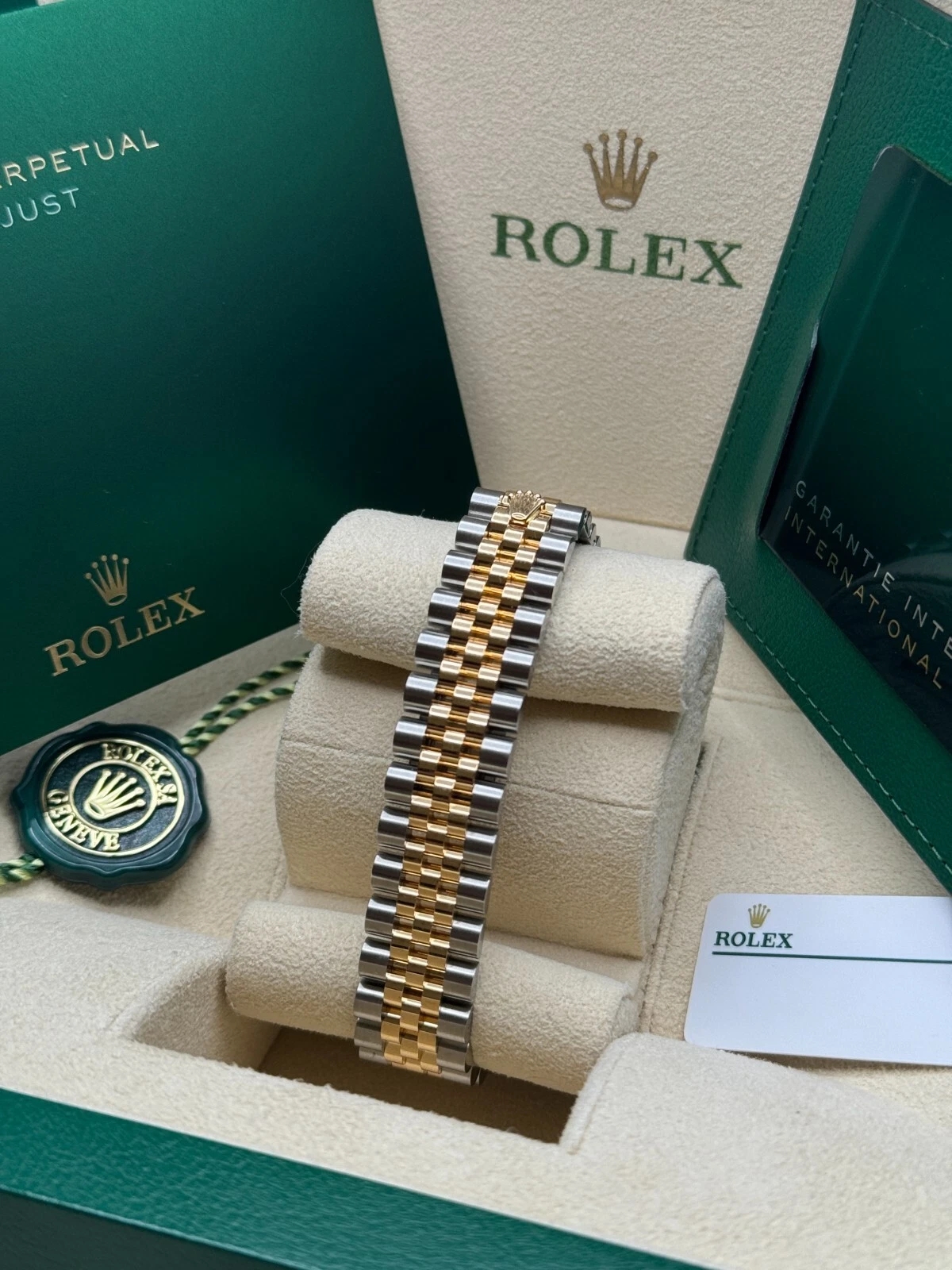 RLX Datejust m278273-0031/0032 31mm Olive Green Floral Motif Dial Stainless Steel and Yellow Gold Oyster Watch