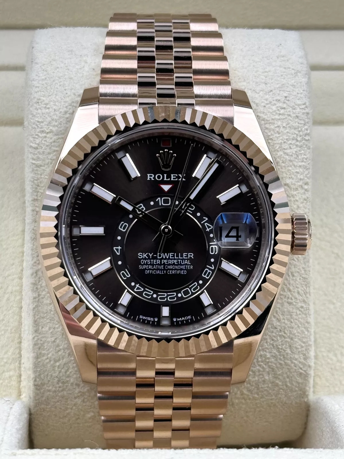 RLX  Sky-Dweller 42mm 336935-0004/0008 Rose Gold Rhodium Dial Oyster