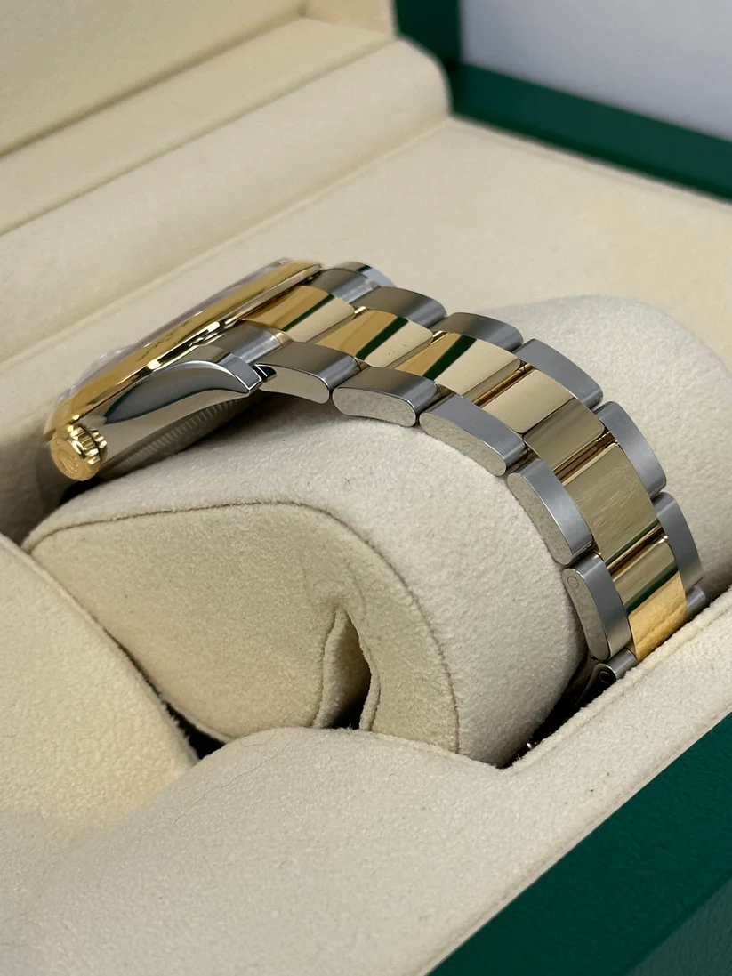 RLX  Datejust 36mm 126203 White Dial Domed Bezel Jubilee Bracelet