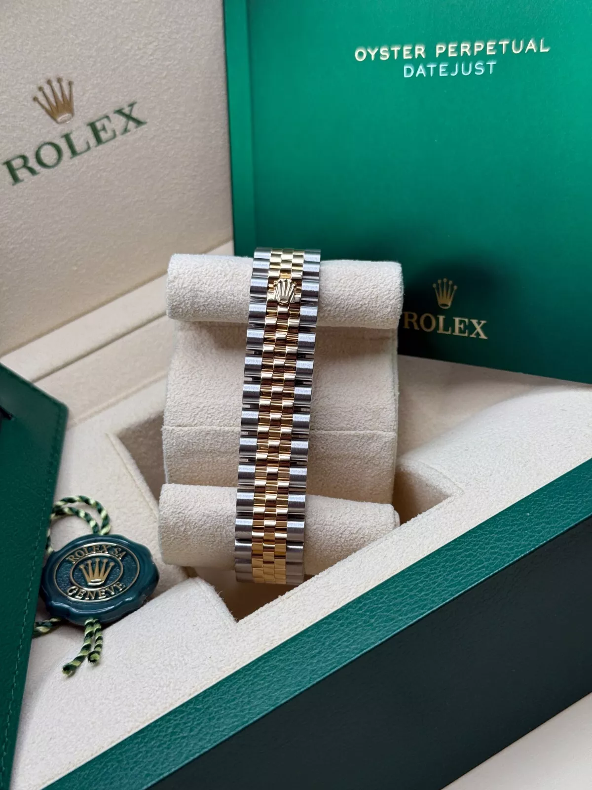 RLX Datejust m278243-0023/0024 31mm Black Mother-of-Pearl Dial Yellow Rolesor Oyster Watch