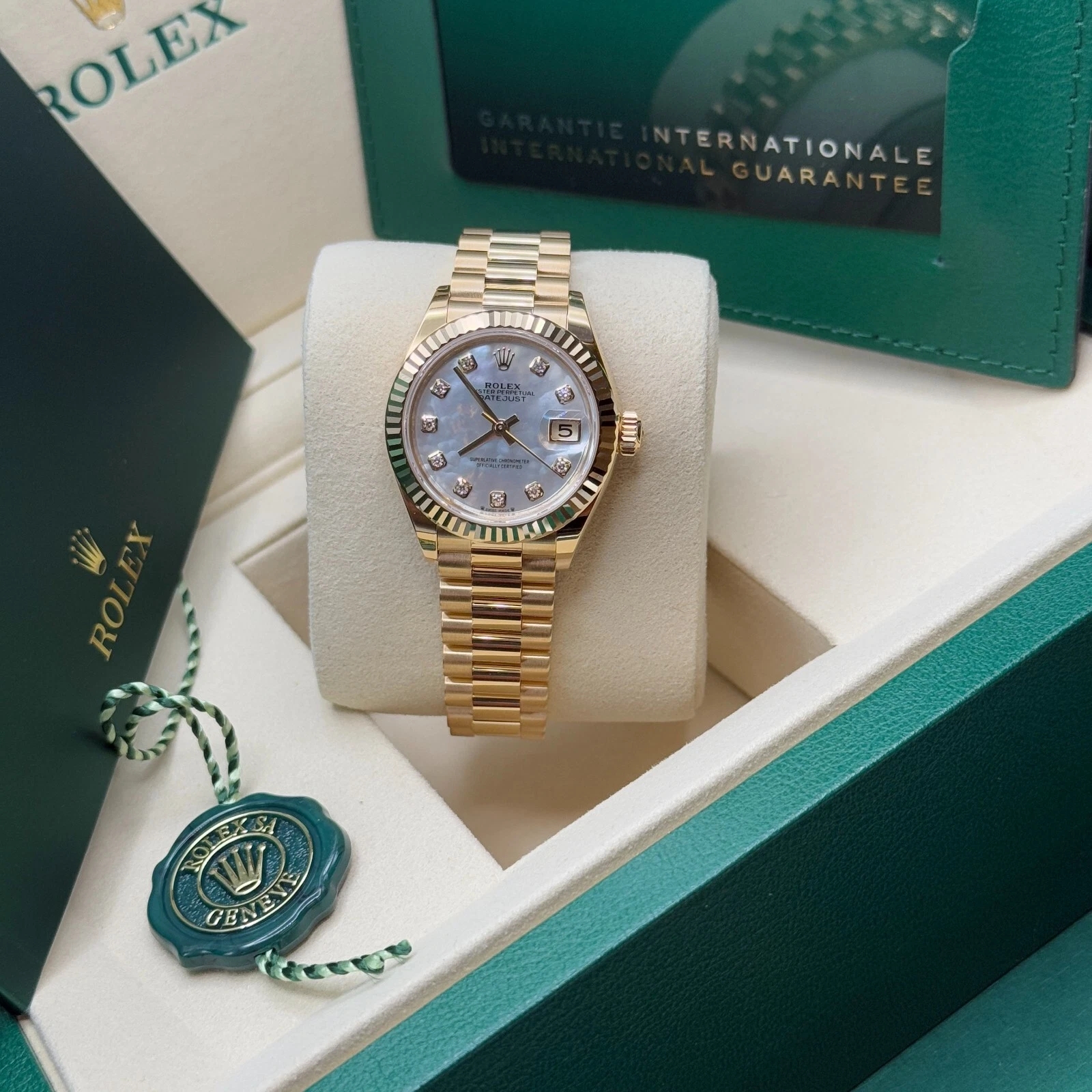 RLX Lady-Datejust 28mm 279178 Mother-of-Pearl Diamonds Dial