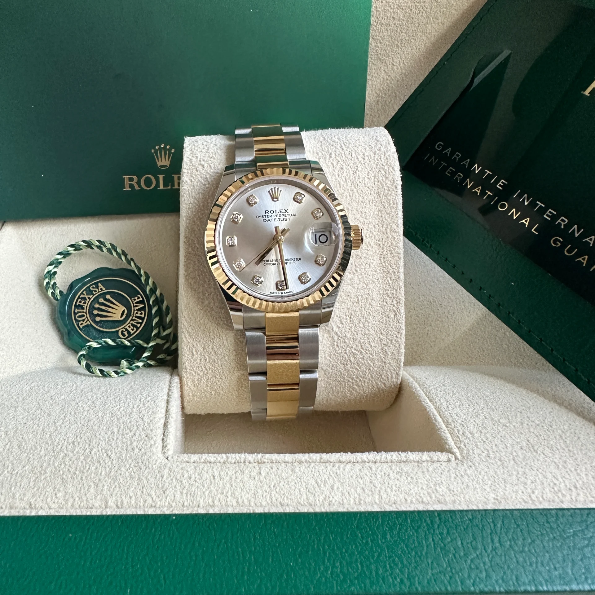 RLX Datejust m278273-0019/0020 31mm Silver Dial Stainless Steel and Yellow Gold Oyster Watch