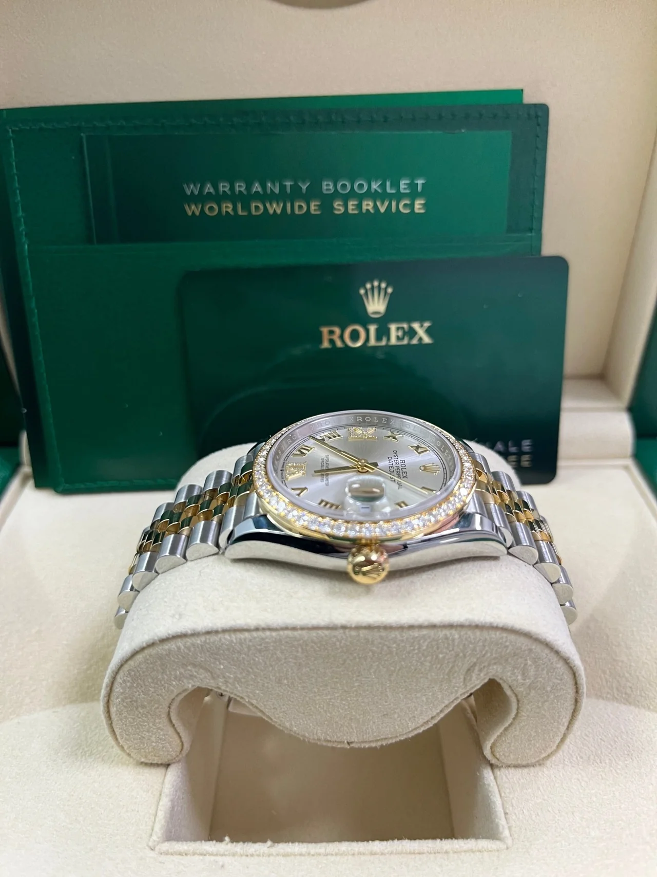 RLX  Datejust 36mm 126283 Silver Dial Diamond Bezel Jubilee Bracelet Watch