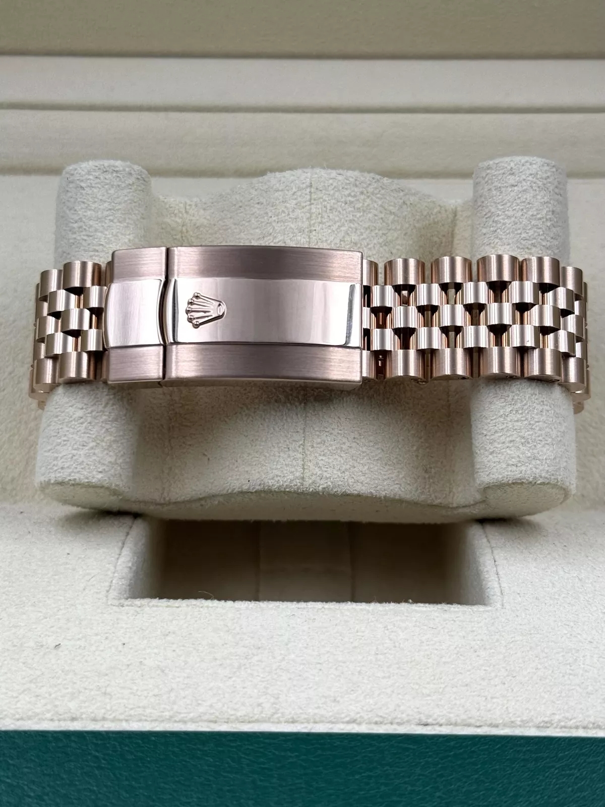 RLX  Sky-Dweller 42mm 336935-0004/0008 Rose Gold Rhodium Dial Oyster