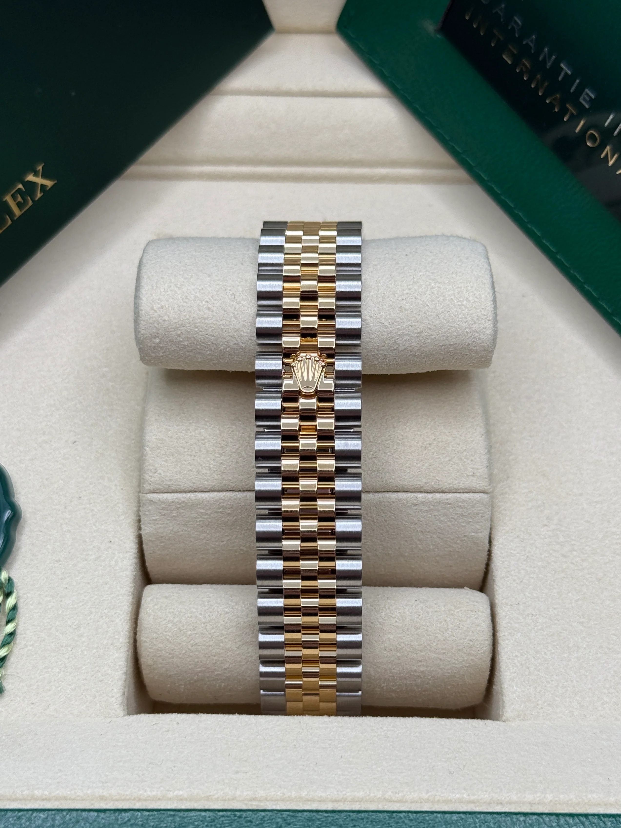 RLX Datejust m278383-0025/0026 31mm Champagne Dial Oyster Bracelet