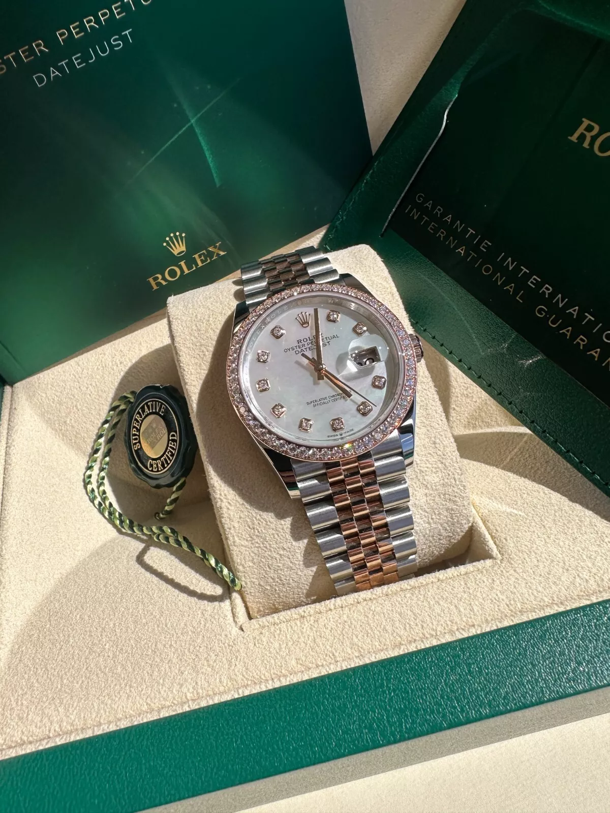 RLX  Datejust 36mm 126281 Mother-of-Pearl Dial Jubilee Bracelet
