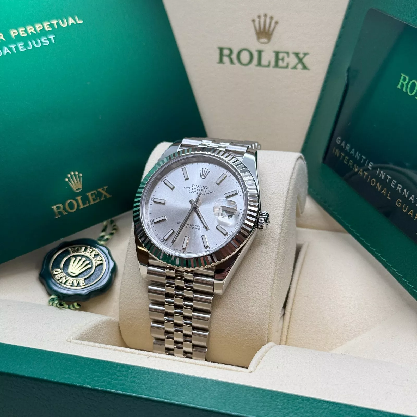 RLX  Datejust 41mm 126334 Silver Index Jubilee Stainless Steel Mens Watch